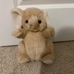 Vintage 1979 Daekor Pot Belly Elephant stuffed animal plush toy